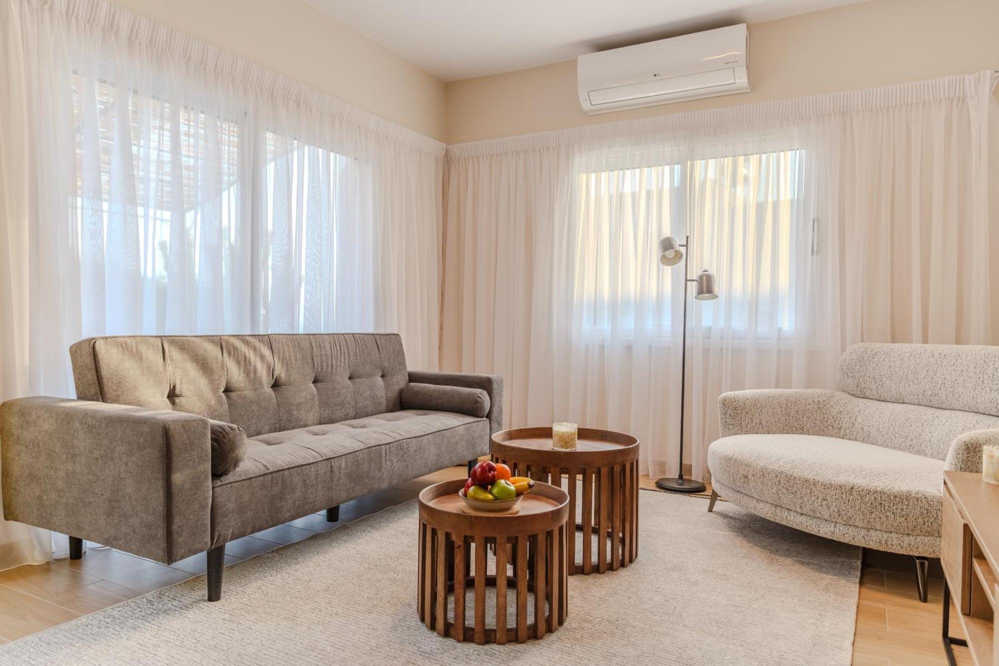 H&o Solmare By The Sea Apartment Paphos